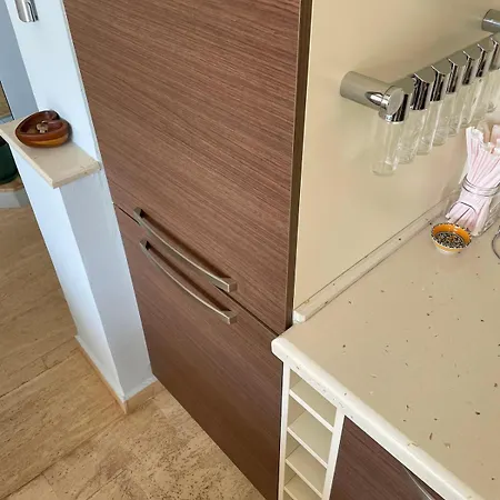 Apartment Sweet Family House